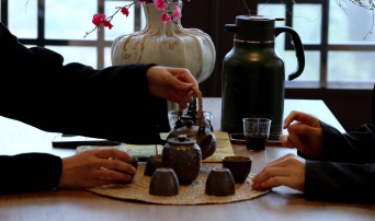 茶道养生，品味人生，喝茶好处多